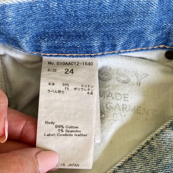 Moussy Skinny Low Rise Light Wash Fading Detail Rip & Distress Blue Denim Jeans - Picture 10 of 16